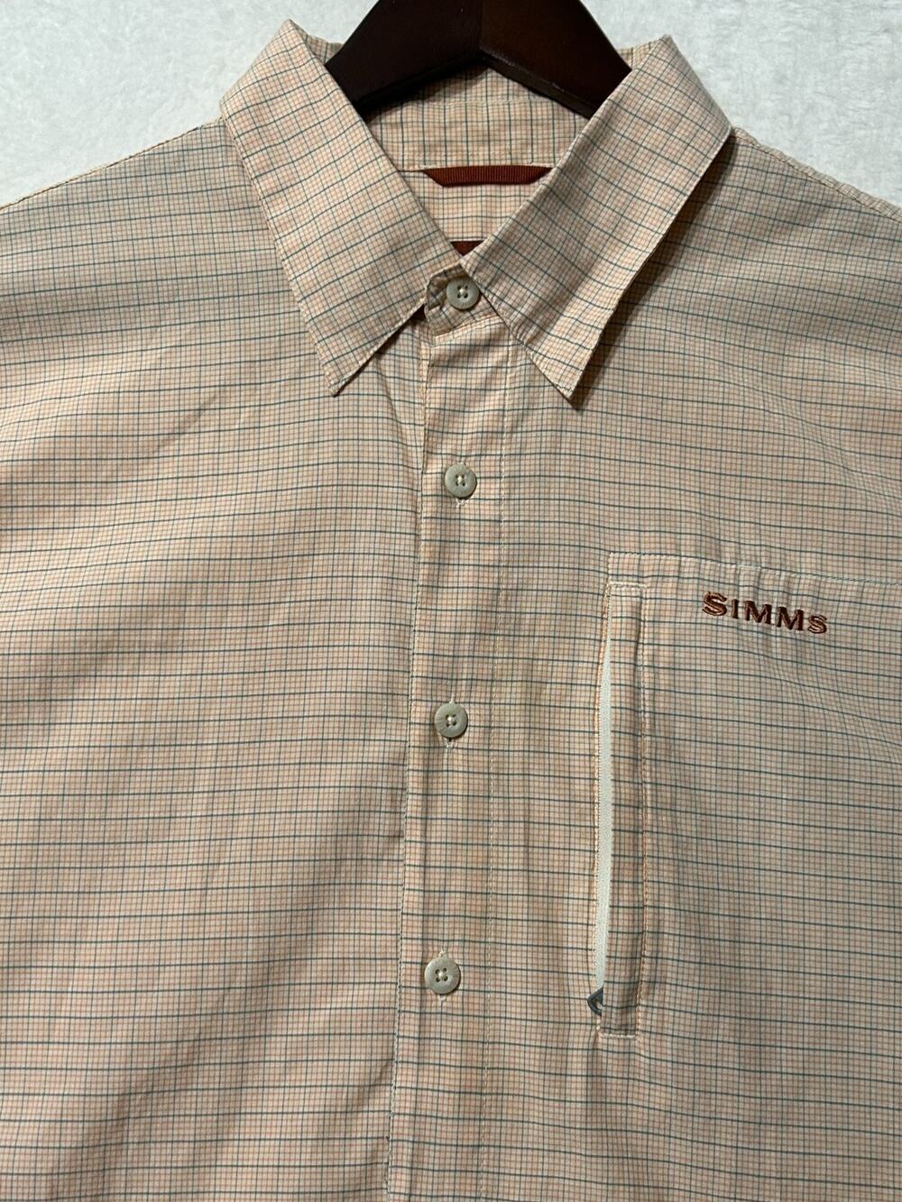 Simms Mens XL Cream Orange Gray Plaid Short Sleeve Fishing Shirt Zip Pocket Logo